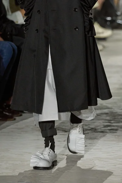 Look 2